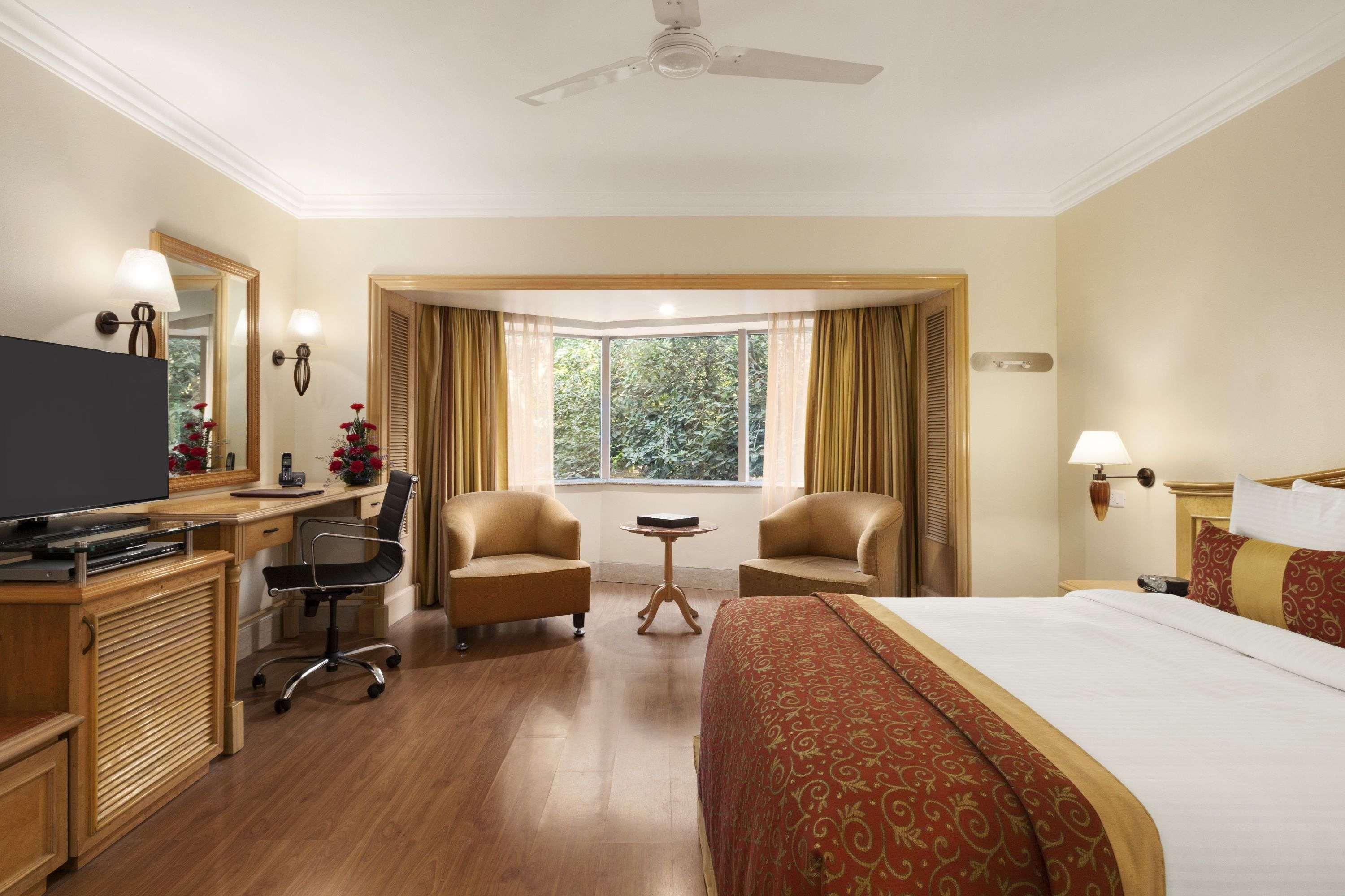 Hotel Ramada Plaza By Wyndham Palm Grove Bombaj Exteriér fotografie A room at the Taj Bengal