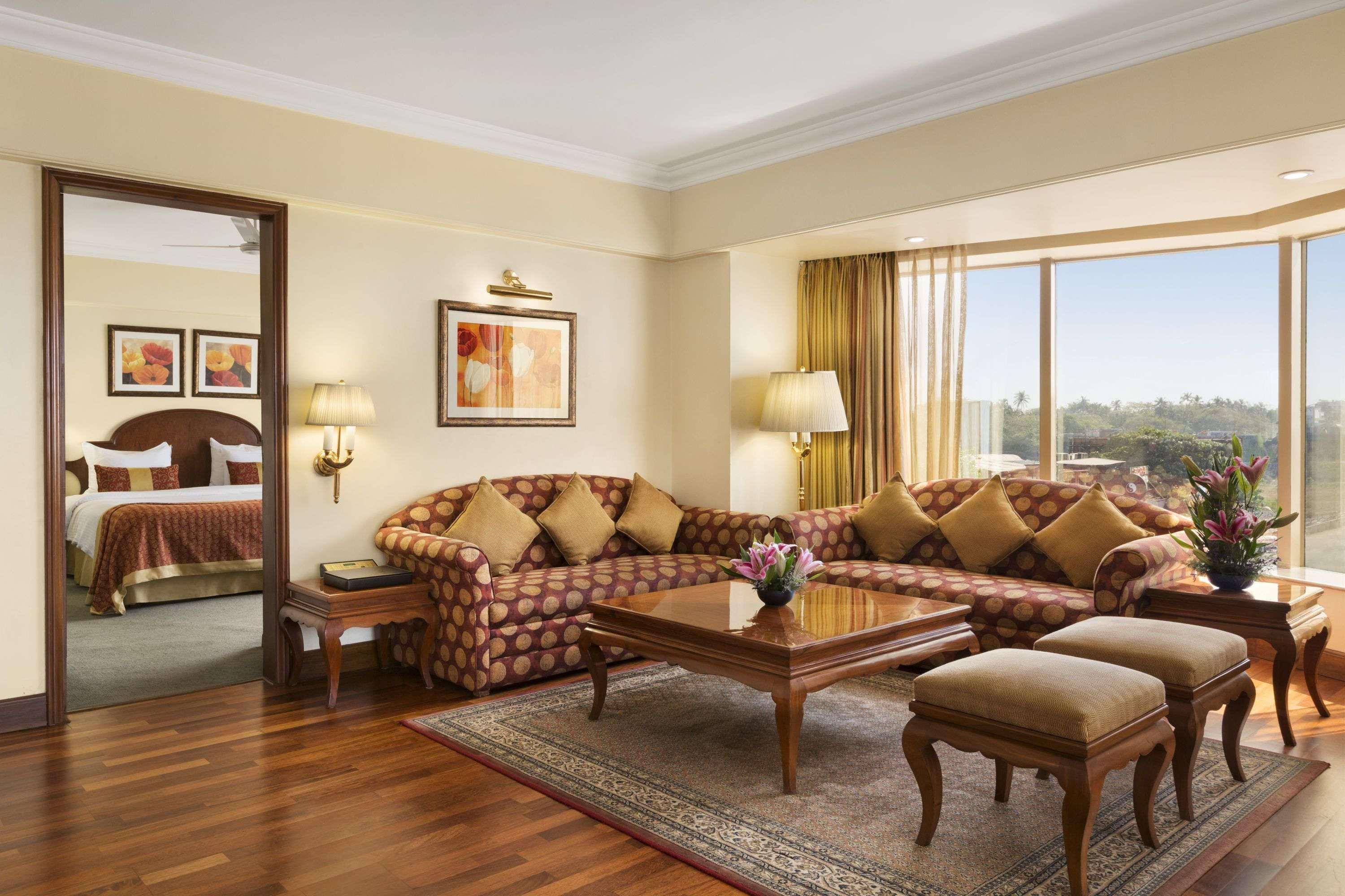 Hotel Ramada Plaza By Wyndham Palm Grove Bombaj Pokoj fotografie A suite at the Taj Mahal Palace, Mumbai