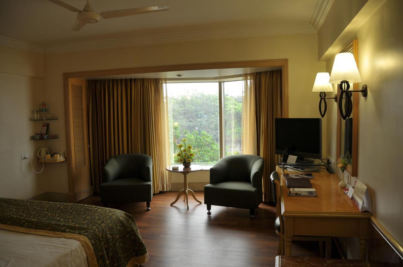 Hotel Ramada Plaza By Wyndham Palm Grove Bombaj Exteriér fotografie A room at the Taj Bengal
